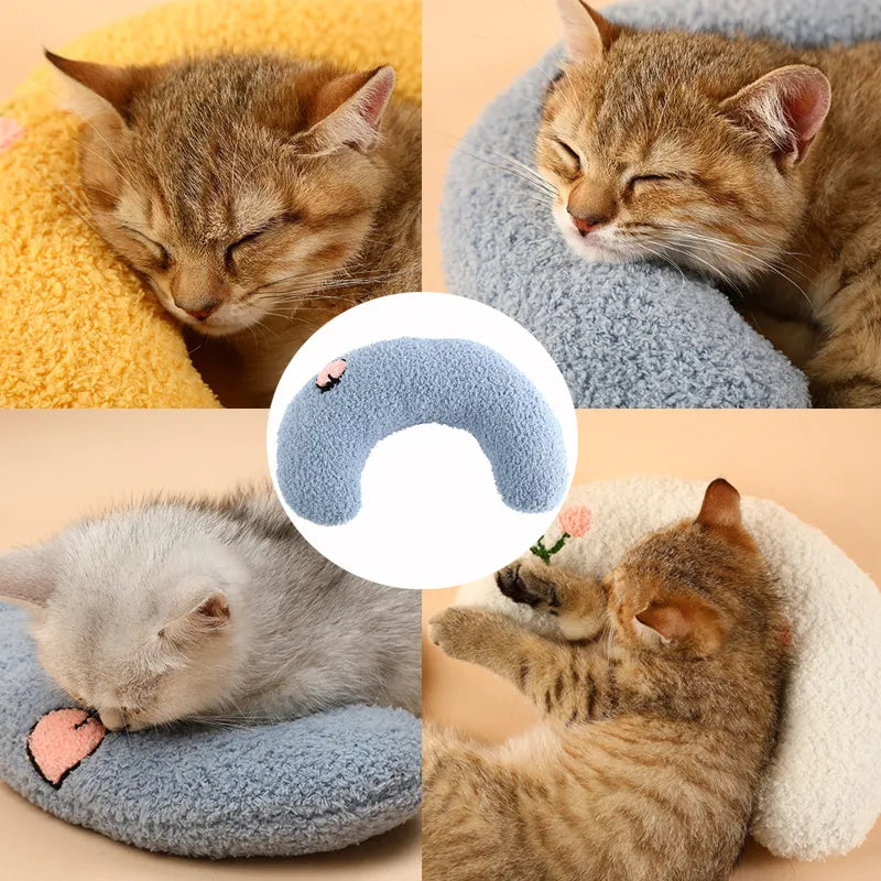 Little Pillow For Cats Fashion Neck Protector